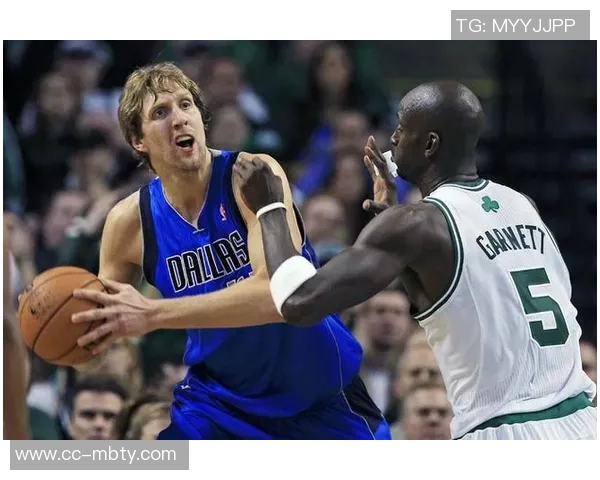 维拉纽瓦谈4号位阵容选择：德克首发KG替补字母哥被裁的深意